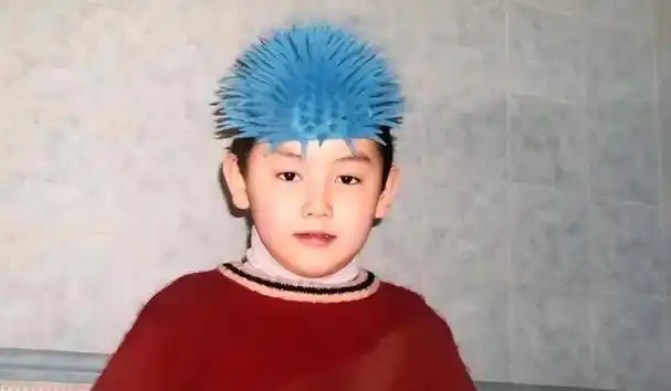 同样是陈凯歌的儿子把陈飞宇和陈雨昂一对比差距立马就出来了