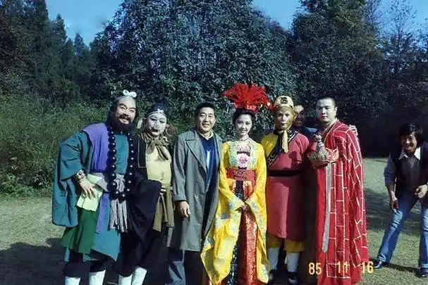 86版西游记差点停拍他筹资300万救场在剧中一人饰7角