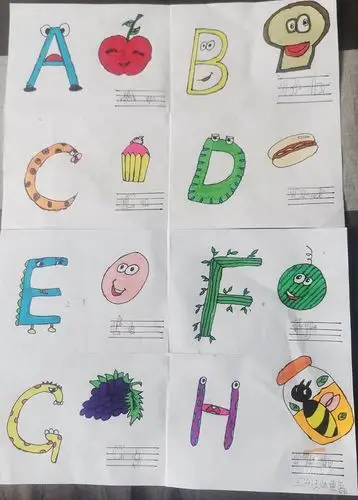 一机七小三4班网课特色作业【字母画】