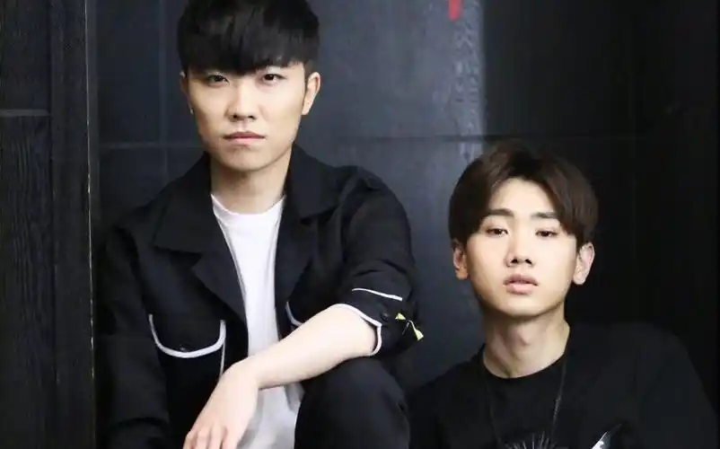 【明星在哪儿】七夕狗粮 徐良澄清与汪苏泷恋情_哔哩哔哩_bilibili