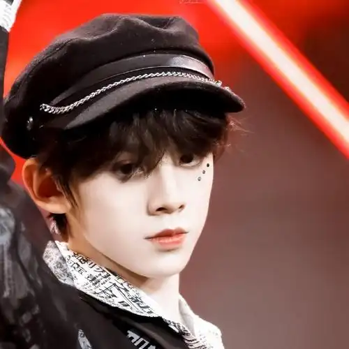 娜扎左航 穷哈姐弟快本同台# 网恋受过伤,.