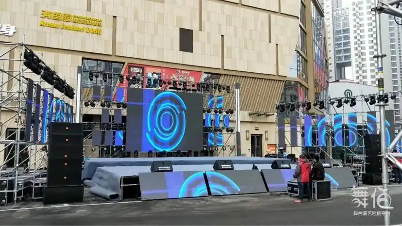 户外室内活动现场-舞台灯光设备租赁_舞美音响背景租赁_舞台搭建led灯