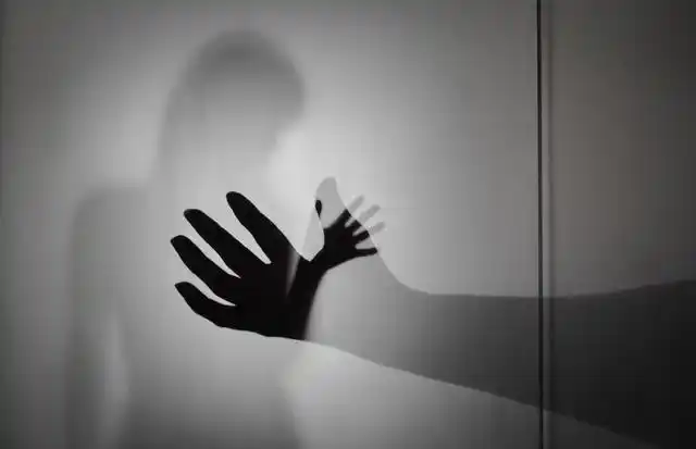 人的一种状态叫孤独:同影子说话