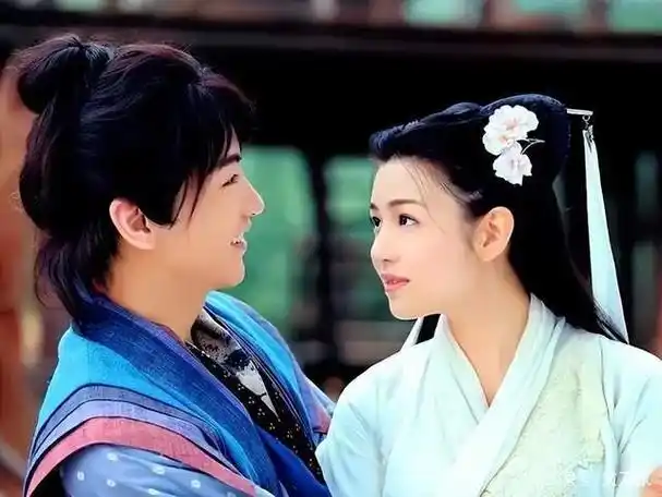 陈晓陈妍希疑似婚姻危机,无互动,女方演唱会上泪流满面|倪安东|陈妍希