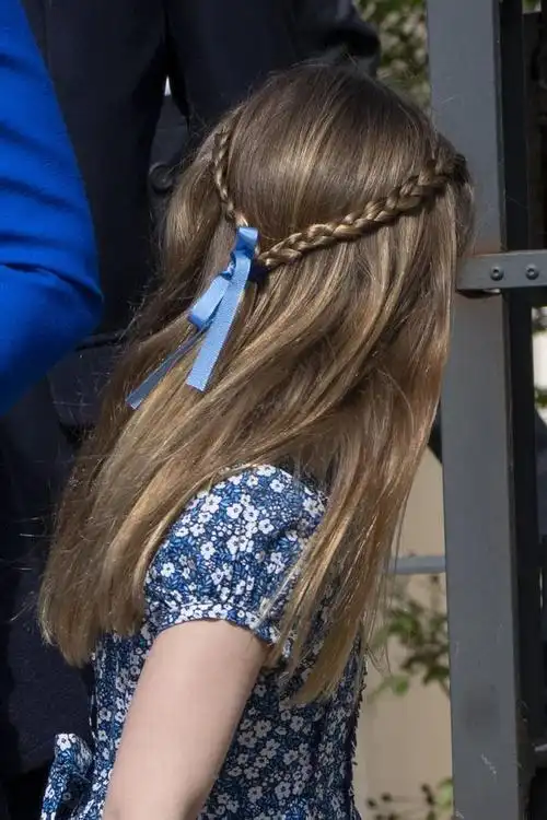 22张欧洲王室小公主的优雅发型照片欣赏