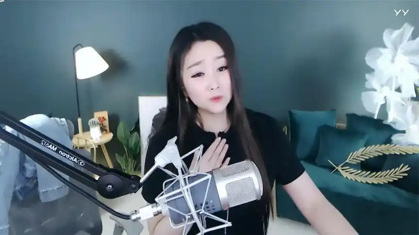 yy4823菲儿-《我不是你的人民币》自由自在 我做我自己