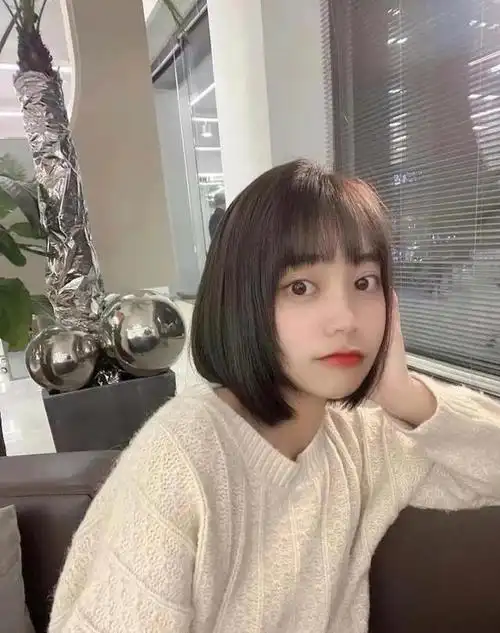 (2021最火短发减龄发型20岁) - 冷求网