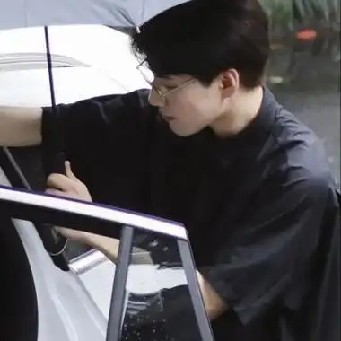 男生阳光头像高清图片可爱