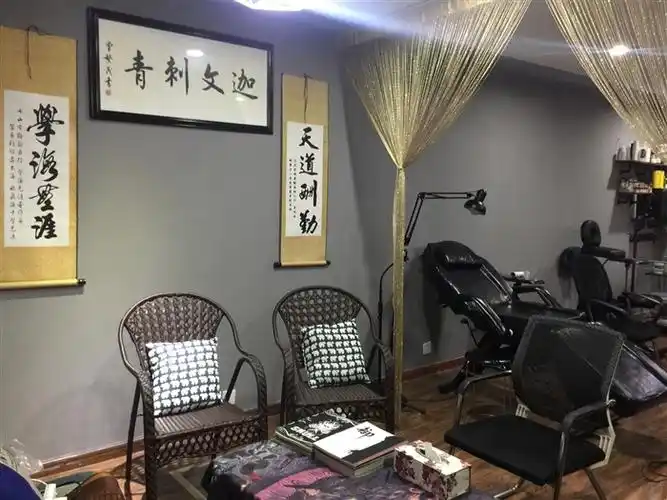 重庆纹身店-迦文刺青