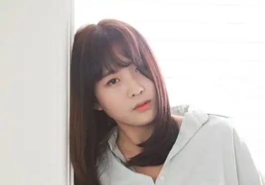 清新中长发发型,气质俱佳深入人心,哪一款适合你?|空气刘海|齐刘海|气