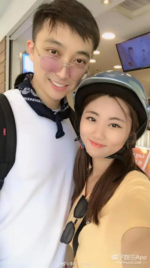 还记得《非诚勿扰》的韩勇吗?这操作算"劈腿"吗?