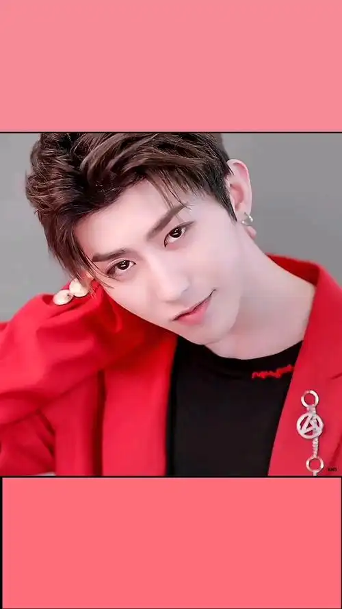 无惧素颜#娱乐圈六大男神邪魅笑谁最撩你心?