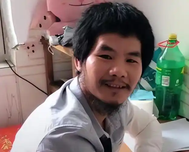 回顾男子拒绝1500万年薪扬言这辈子不可能打工如今他过得怎样