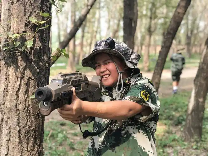 明德时代研学旅行夏令营——day3 长城,骑马,真人cs,篝火晚会