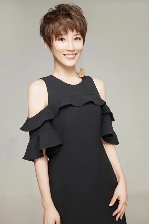 p>谢楠,1983年11月6日出生于安徽省合肥市,毕业于 a target="_blank"