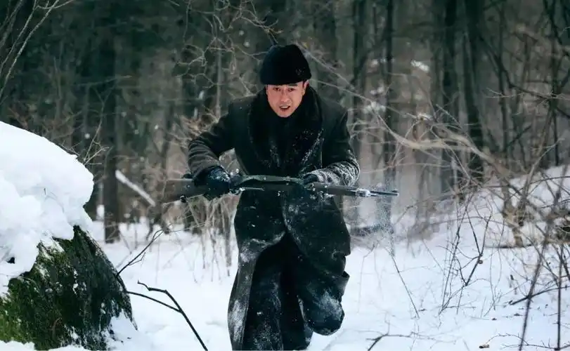 预告|《悬崖》——能留下来的,才是最好的