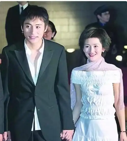 娶洋媳妇的刘烨:让女儿中国籍,儿子欧美籍,有啥用意?