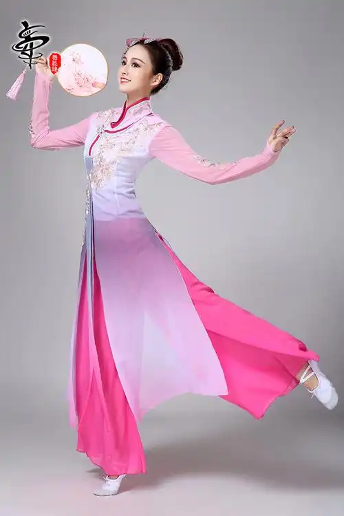 国风修身舞伞团扇旗袍飘逸中国裁缝服装演出服民族服装