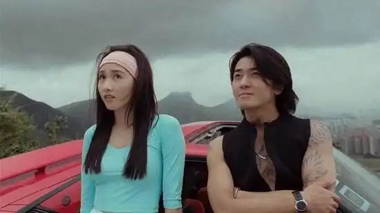 "陈浩南"与"小结巴"罕见同框,如今的"乌鸦"却再无霸气形象