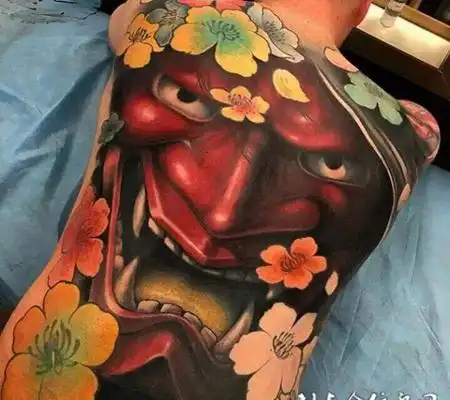 怨由心生,满背写实风格般若彩绘纹身