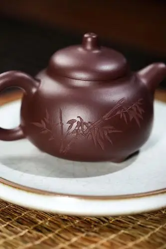 006刘如明三脚乳丁原矿紫茄泥紫砂壶