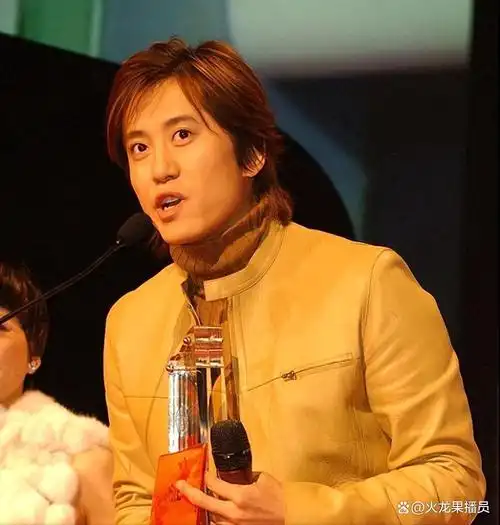 毛宁原来上过8次春晚,现在怎么样了?