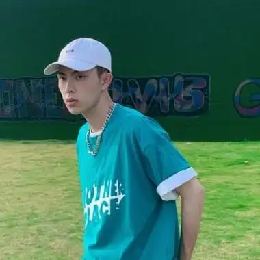 15岁男帅气照片真实照片-男生头像 - 壁纸之家