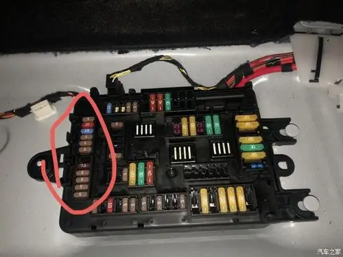 【图】求 倒车影像保险盒接电方法_宝马3系论坛_汽车之家论坛