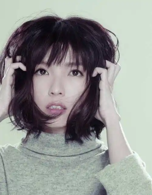 史上最惨女歌手,没有之一,看评论区要被网友笑翻了_什么_名字_同名