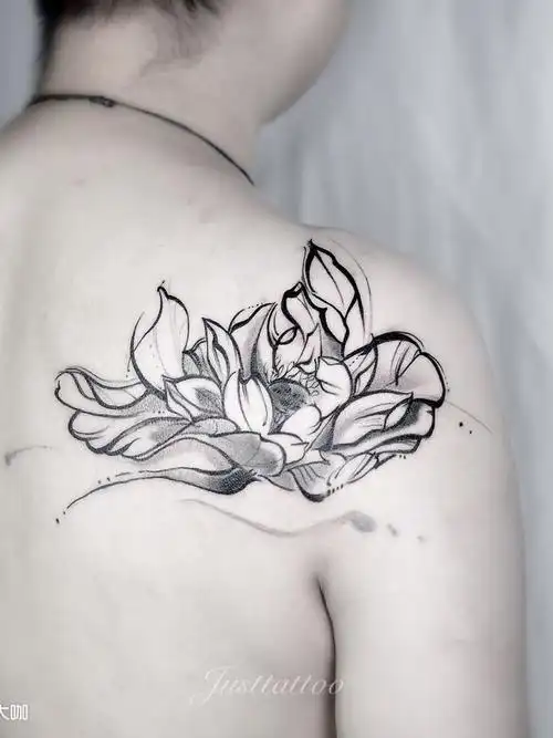 荷花_纹身图案手稿图片_杨雅玉的纹身作品集