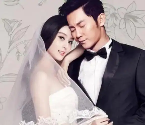 李晨范冰冰结婚照(网友曝范冰冰李晨疑似复合)