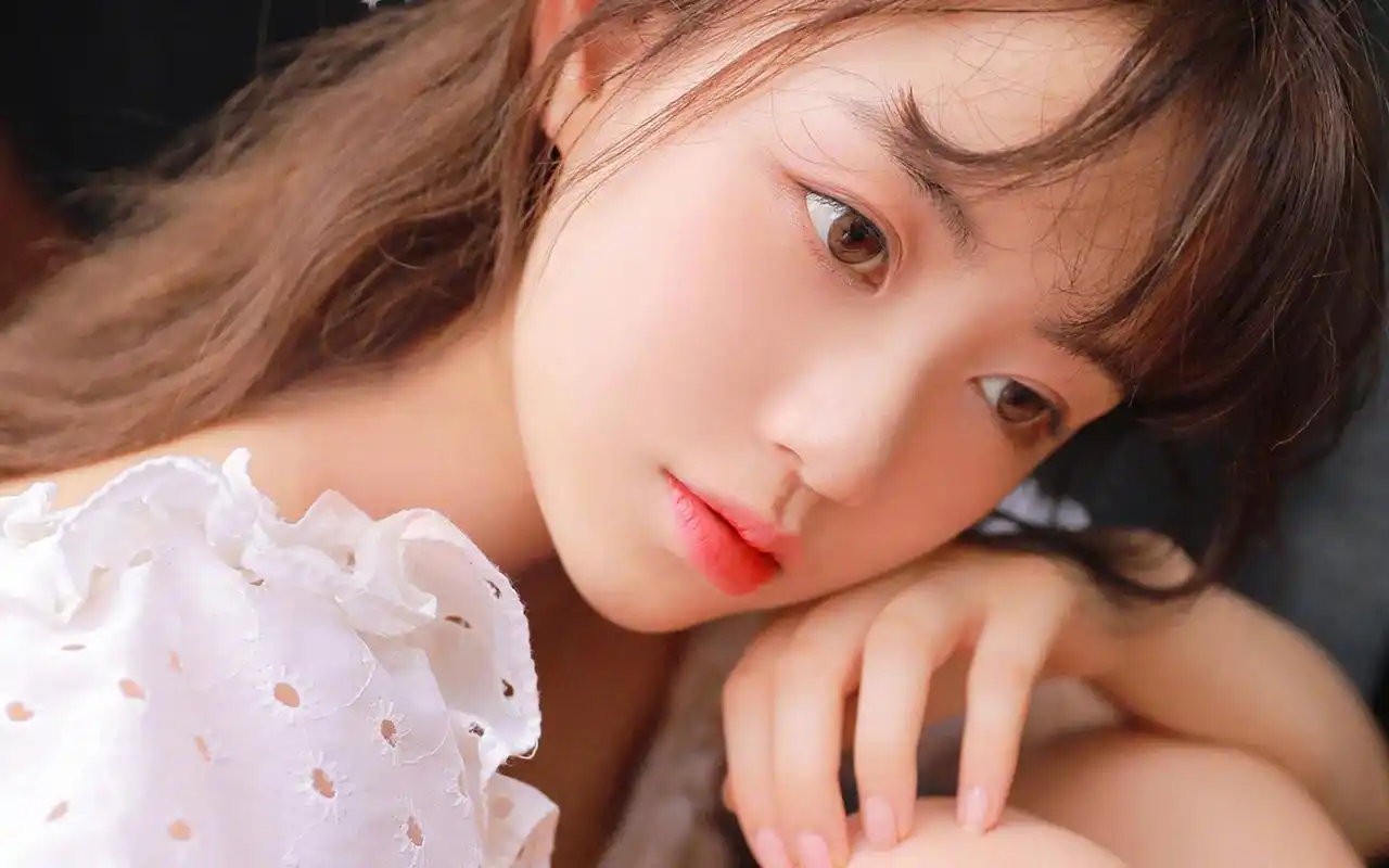 甜美粉色系少女唯美写真高清桌面壁纸高清大图预览1920x1200_美女壁纸