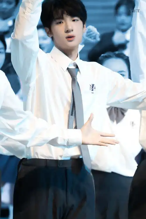 学长7715@tf家族-张峻豪#张峻豪校庆演出