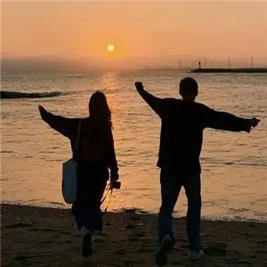 清纯又宠溺很阳光的情头 甜死人热情开朗情侣头像_情侣头像_美头网