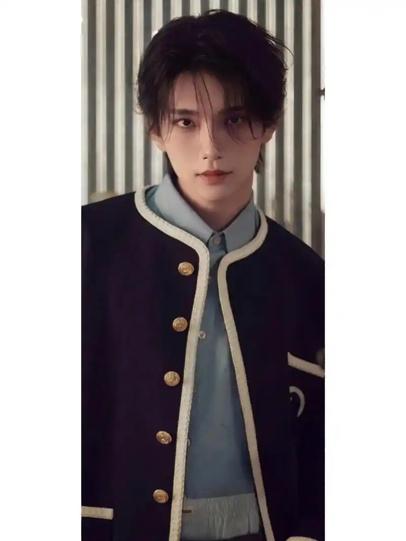 洪知秀壁纸(抱图留96) 这美貌 这气质