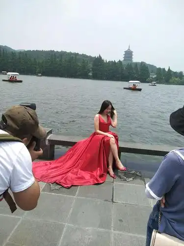 镜头下的"苏杭美女".