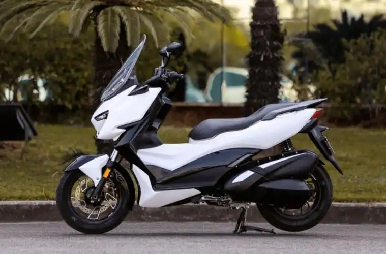 30800元的升仕310m踏板实车公布