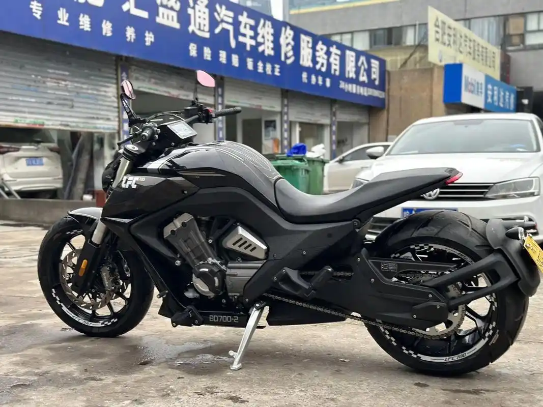 2022年奔达燎700 高功率版 公里数:1300 价格四万多