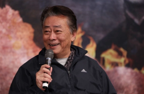 61岁老演员王诗槐近照离婚后独自照顾患病儿子如今和初恋再婚