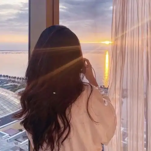 女生头像|ins高级质感 不露脸背影头像 - 知乎