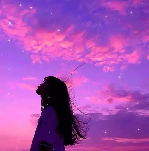 超火的梦幻女生头像紫色系
