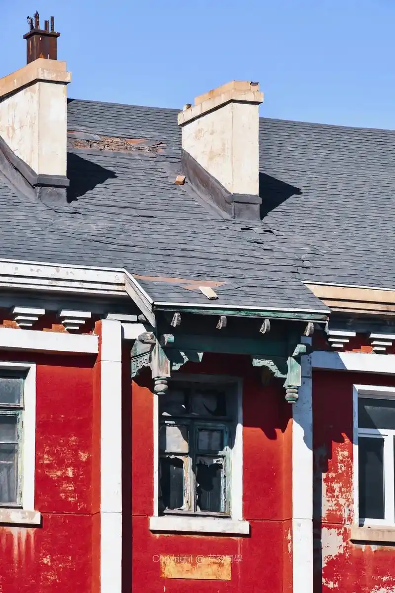 鞍山 大孤山红楼又名大孤山铁矿苏联专家楼,位于近百年历史的 - 抖音