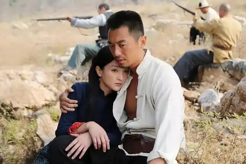 剧场周迅朱亚文诠释经典红高粱莫言都看哭了