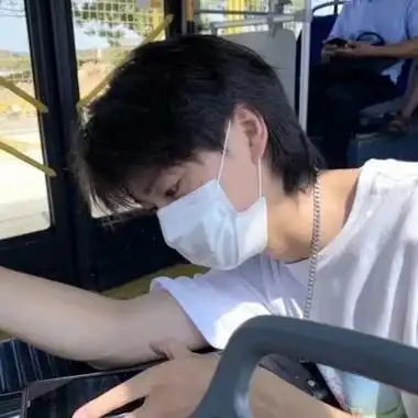 导读:今天小编分享给大家一组特别帅气的真人高清男生头像,帅气的头像