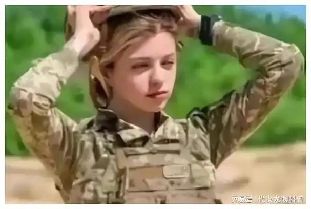 乌克兰女兵战死悲剧尸体堆积如山令人心痛