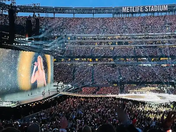 斯威夫特时代巡回演唱会现场(受访嘉宾提供给第一财经的现场图)