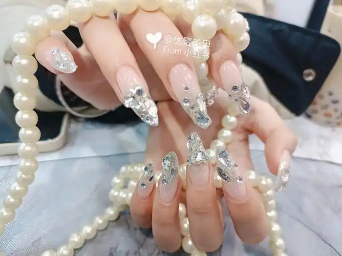 奢华款满钻裸色爆闪镶钻可盐可甜美甲