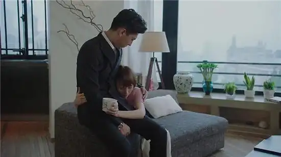 我的前半生贺涵大结局有三个版本唐晶去世贺函罗子君在一起