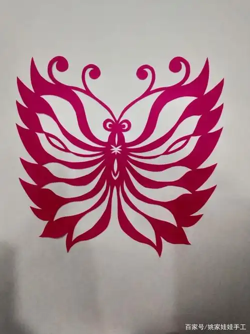 非常漂亮的蝴蝶剪纸,简单几步就能完成