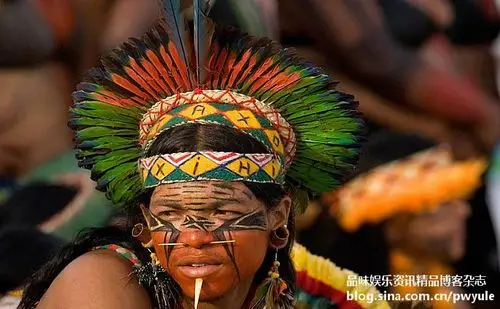巴西土著民族运动会 裸得很自然(组图)